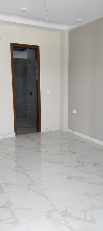 Room in 3 BHK Apartment at KM Residency, Raj Nagar Extension – for Sale