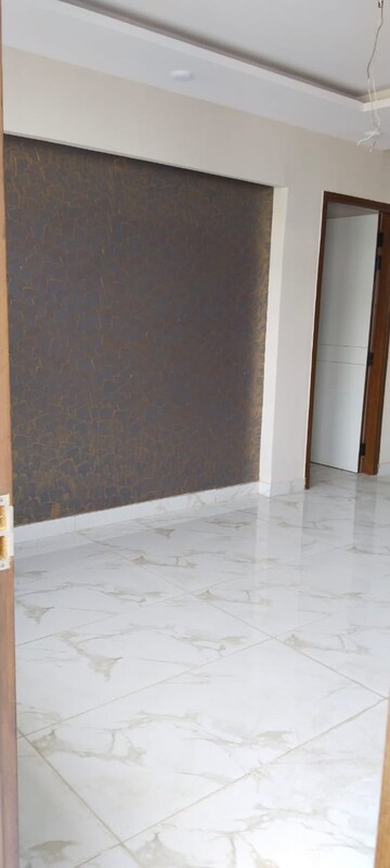 Room in 3 BHK Apartment at KM Residency, Raj Nagar Extension – for Sale