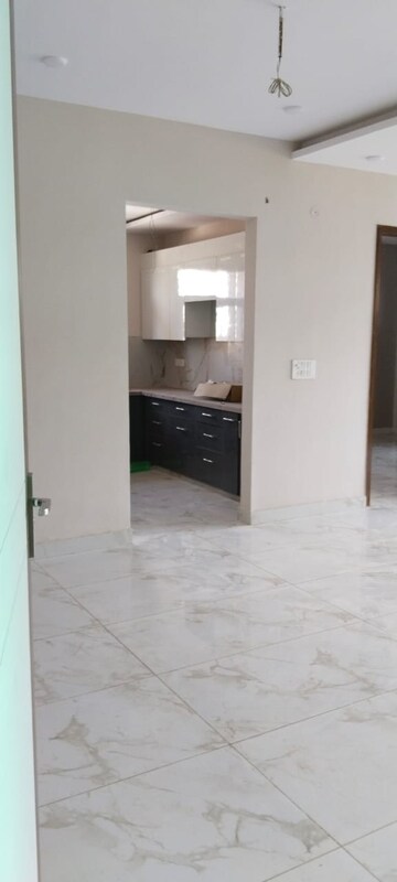 3.5 BHK Apartment For Sale in KM Residency, Raj Nagar Extension