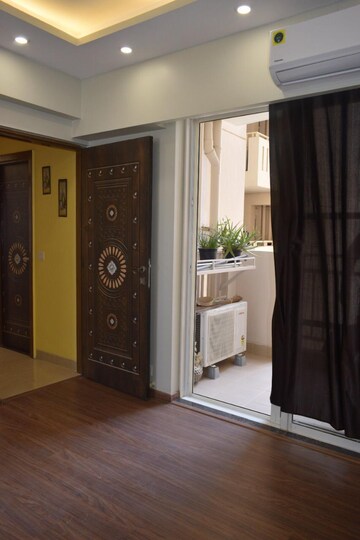 Room in 2 BHK Apartment at M3M Flora 68, Sector 68 – for Sale