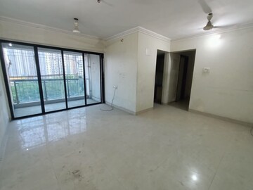 Room in 3 BHK Apartment at Devashree Park, Kolshet Road – for Sale