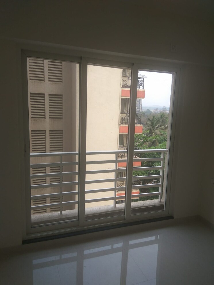 Room, rdc-pinewood 1 Bedroom 715 Sq.Ft. Apartment In Kasarvadavali Thane 7339466