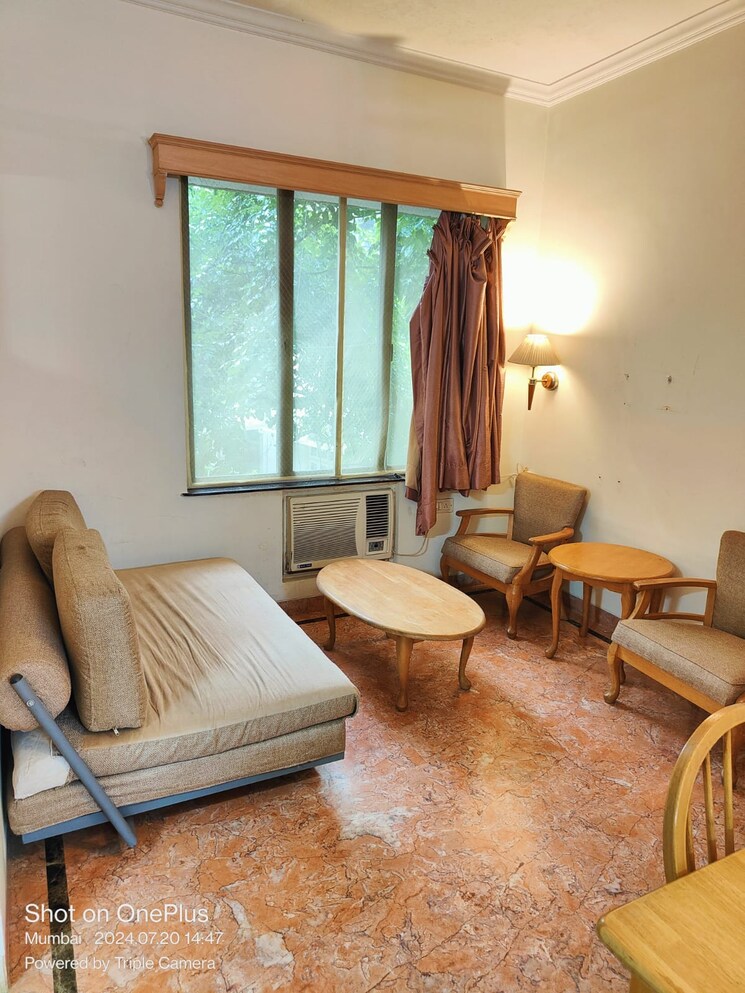 Living Room, pooja-apartment-bandra 1 Bedroom 500 Sq.Ft. Apartment In Bandra West Mumbai 7339579