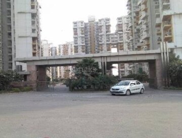 Parking in 2 BHK Apartment at BPTP Princess Park, Sector 86 – for Sale