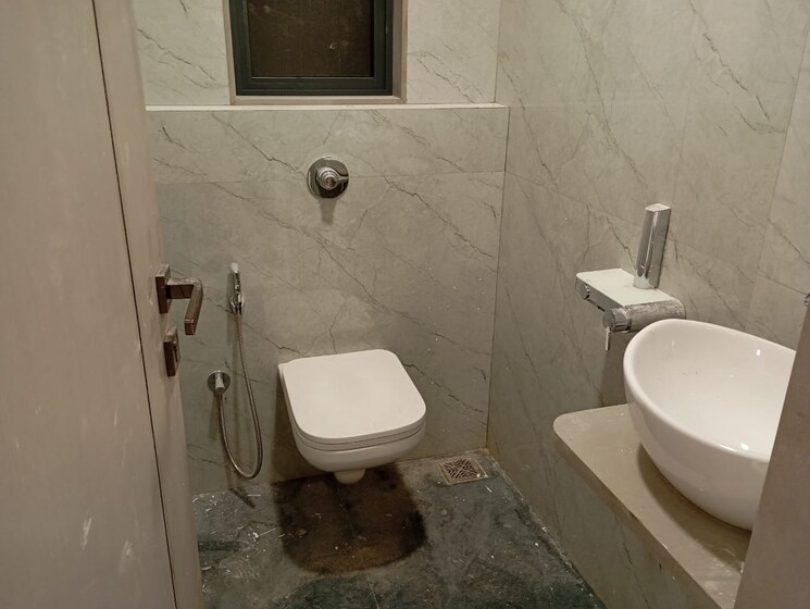 Bathroom, om-niwas-ghatkopar 1 Bedroom 557 Sq.Ft. Apartment In Ghatkopar East Mumbai 7339619