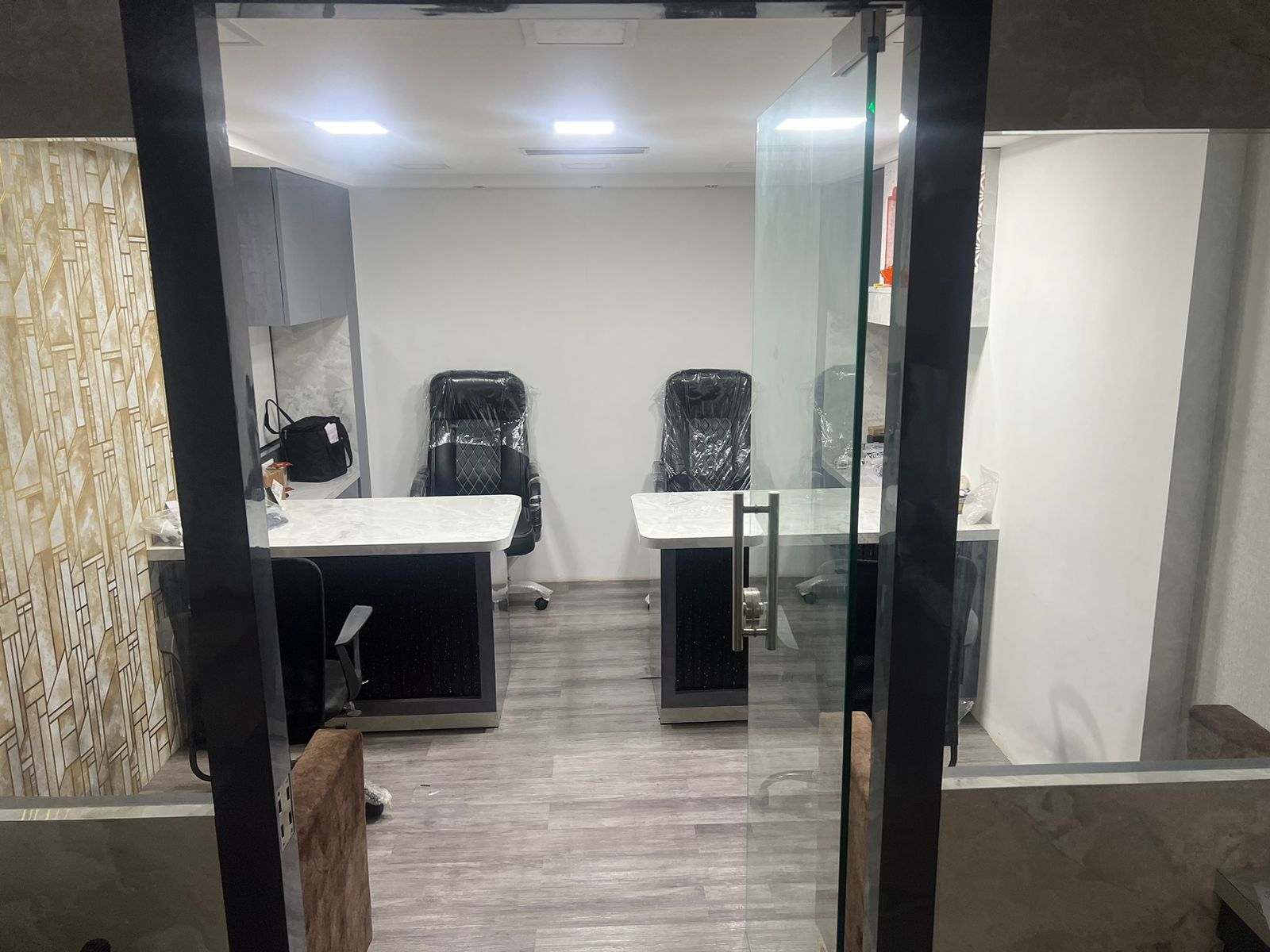 Office Space For Rent in Rustomjee Eaze Zone Mall
