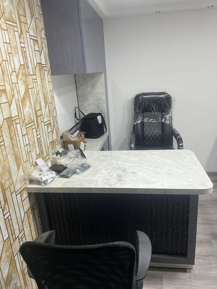 Team Area, rustomjee-eaze-zone-mall Commercial Office Space 424 Sq.Ft. In Malad West Mumbai 7339865