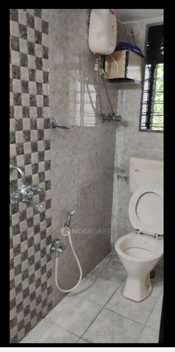 Bathroom in 1 BHK Apartment at Vile Parle East – for Sale