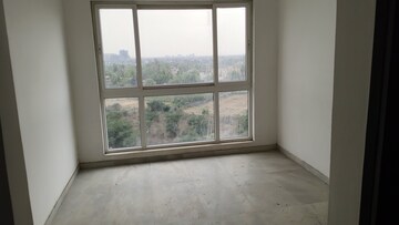 Room in 3.5 BHK Apartment at Umang Winter Hills, Sector 77 – for Sale