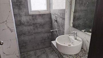 Bathroom in 3.5 BHK Apartment at Umang Winter Hills, Sector 77 – for Sale