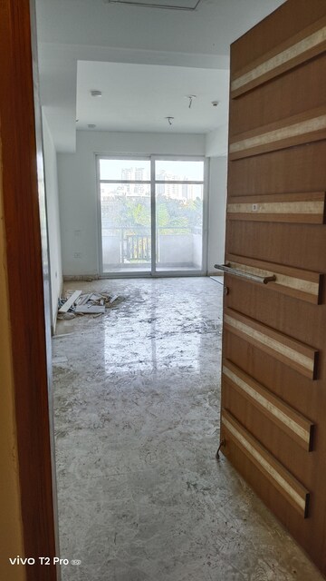 Room in 2 BHK Apartment at SS The Leaf, Sector 85 – for Sale