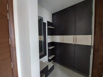 Furnished Amenities in 3 BHK Builder Floor at Sector 15 – for Sale