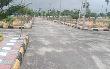 Plot For Sale in Edulabad