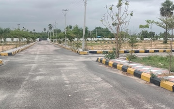 Plot For Sale in Kundanpally