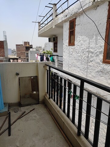 Balcony in 2 BHK Builder Floor at Paryavaran Complex – for Sale
