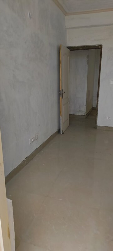 Room in 4 BHK Apartment at Terra Elegance, Alwar Bypass Road – for Sale