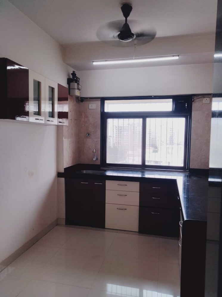 Kitchen, paranjape-schemes-vighna-rajendra 3 Bedroom 805 Sq.Ft. Apartment In Jogeshwari West Mumbai 7341198