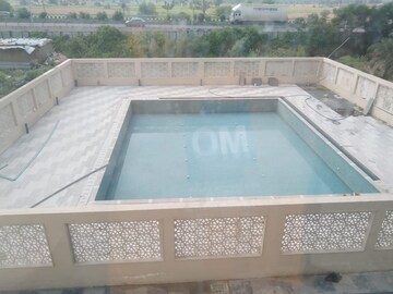 Swimming Pool in 2 BHK Apartment at Shahjahanpur – for Sale