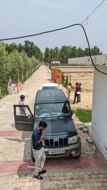  Plot – Exterior View View at Shivalik Puram - for Sale