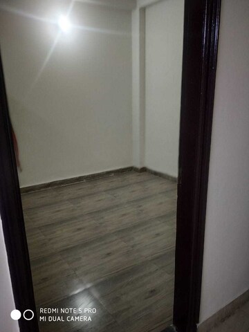 Room in 1 BHK Builder Floor at Vasundhara Sector 1 – for Sale