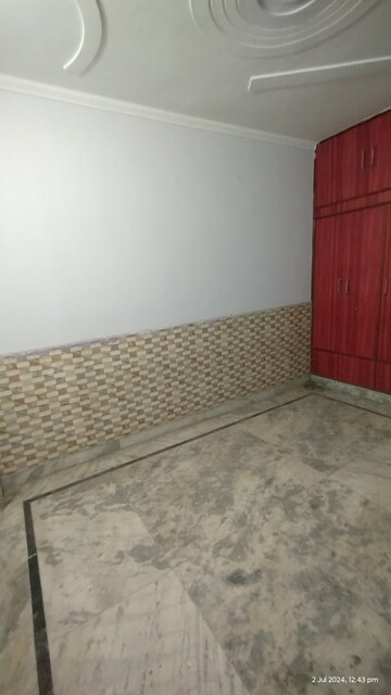 Bathroom in 2 BHK Builder Floor at Uttam Nagar – for Sale