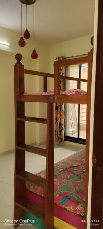 Room in 2 BHK Apartment at Dombivli East – for Sale