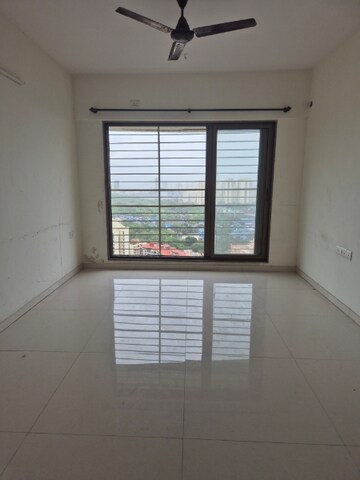 Room in 2 BHK Apartment at Acme Alpinia, Ghodbunder Road – for Sale