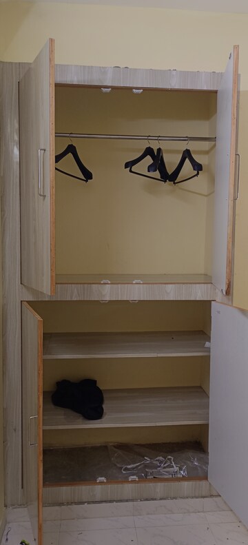 Furnished Amenities in 1.5 BHK Apartment at Omaxe Residency, Gomti Nagar – for Sale