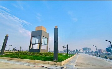  Plot – Exterior View View at Super Corridor - for Sale