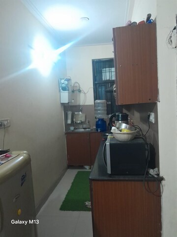 Kitchen in 2.5 BHK Builder Floor at Sector 21c – for Sale
