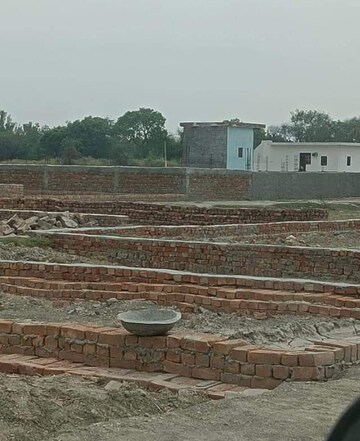  Plot For Sale in Bhopani Village
