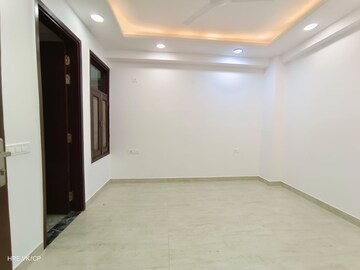 Room in 3 BHK Builder Floor at Chattarpur – for Sale