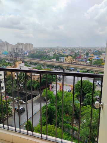 Balcony in 2 BHK Apartment at Bengal Peerless Avidipta, Em Bypass – for Rent