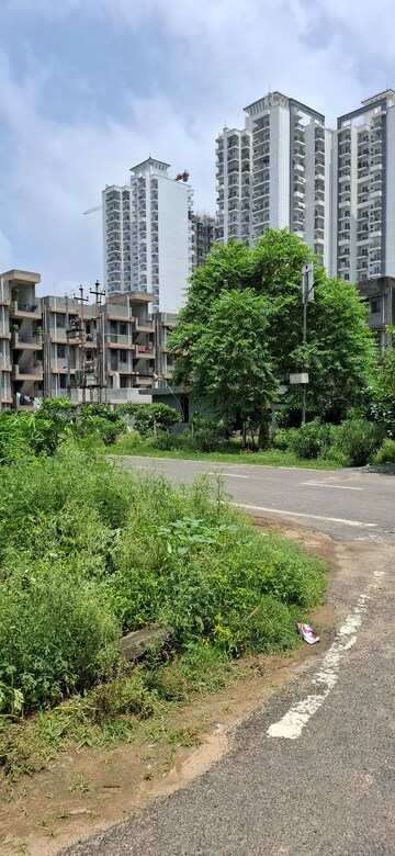1 BHK Apartment – Exterior View View at Sector 10 Greater Noida - for Sale