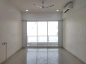 Room in 3.5 BHK Apartment at Omkar Alta Monte, Malad East – for Sale