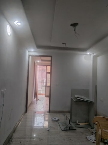 1.5 BHK Builder Floor For Sale in Chattarpur