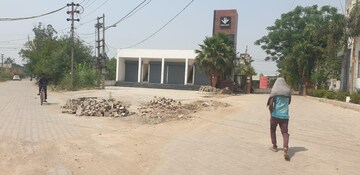  Shop – Exterior View View at Vip Road - for Sale