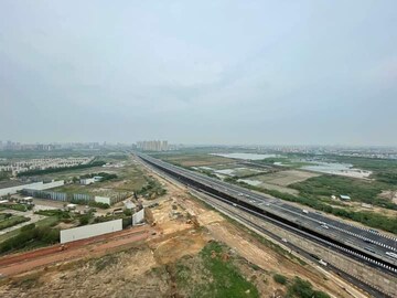 Plot Area in  Plot at BPTP Amstoria Plot, Sector 102 – for Sale