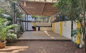 Plot For Sale in Andheri West