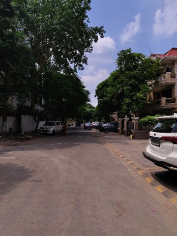 Parking in 3 BHK Builder Floor at Adani Samsara Vilasa, Sector 63 – for Sale