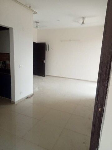 Room in 2 BHK Apartment at Mahagun Mywoods, Sector 16c Greater Noida – for Sale