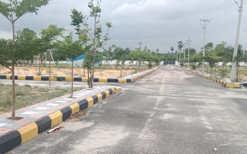 Plot For Sale in Pragathi Nagar