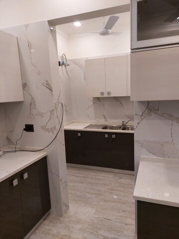 Kitchen in 2.5 BHK Apartment at BPTP The Resort, Sector 75 – for Sale