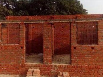  Plot – Exterior View View at Noida Expressway - for Sale