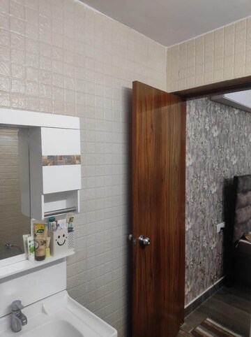 Furnished Amenities in 4 BHK Villa at Sector 85 – for Sale