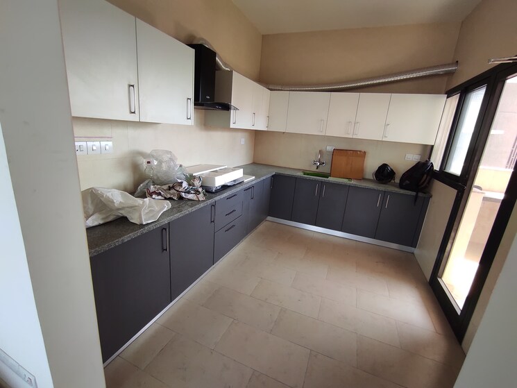 Kitchen, pareena-coban-residences 3.5 Bedroom 1997 Sq.Ft. Apartment In Sector 99a Gurgaon 7346580