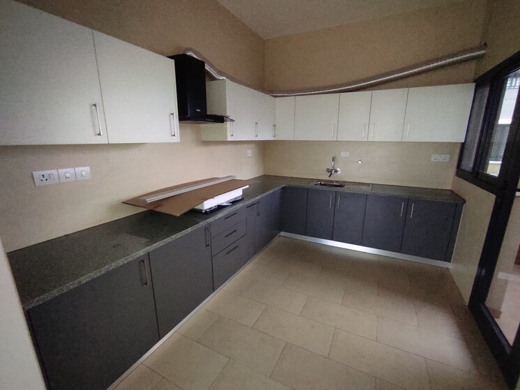 Kitchen, pareena-coban-residences 3.5 Bedroom 1997 Sq.Ft. Apartment In Sector 99a Gurgaon 7346580