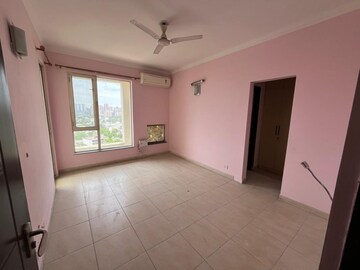 Room in 3 BHK Apartment at Imperia Esfera, Sector 37c – for Sale