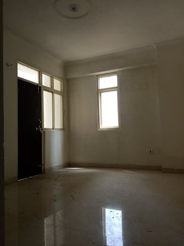 Room in 3 BHK Apartment at Samiah Melrose Square, Vrindavan Yojna – for Sale