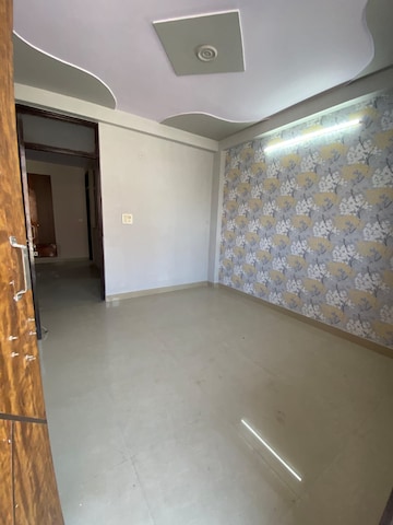 2 BHK Apartment For Resale in SR Dream Homes 3 Sector 73 Noida  7346733